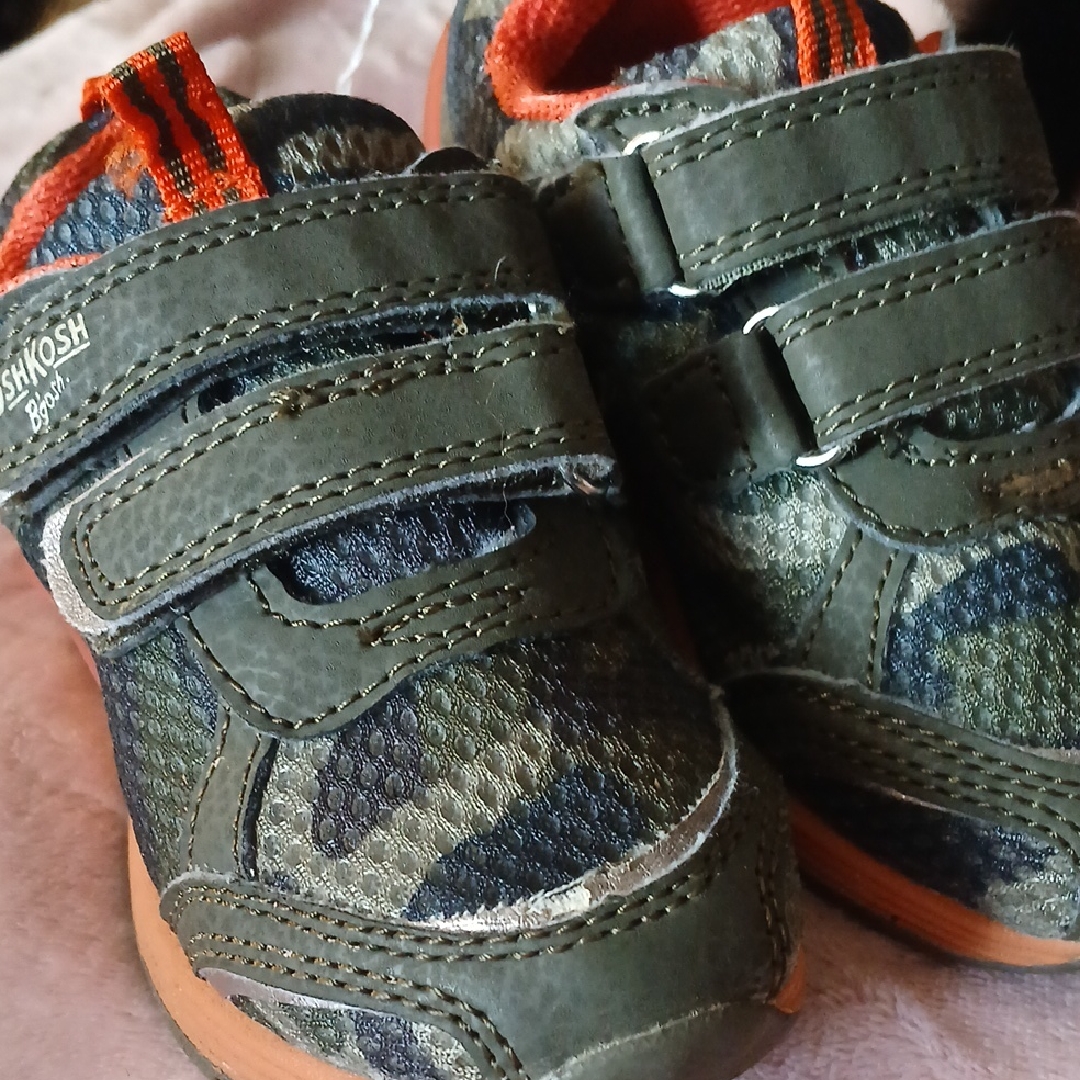 Oshkosh B'gosh Kids Green And Orange Sneakers